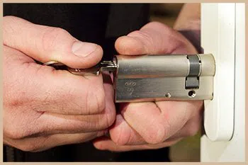 Elite Locksmith Services Lafayette, CO 303-566-0906 Elite Locksmith Services Lafayette, CO 303-566-0906 - 1-locksmiths